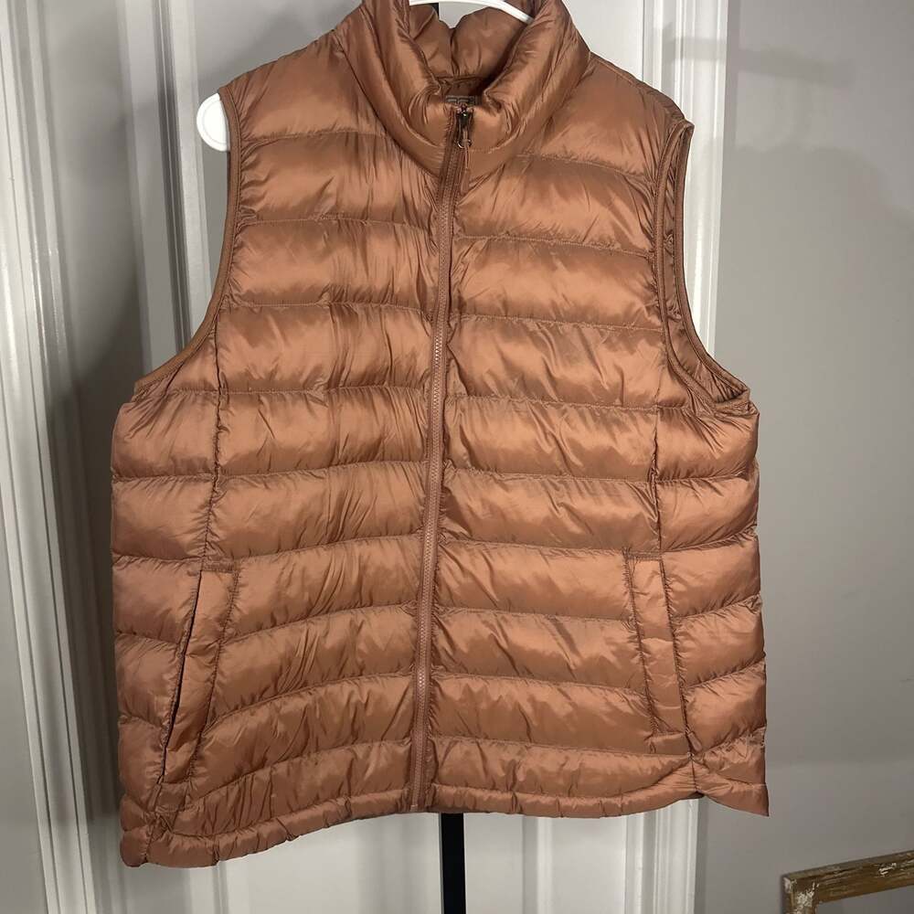 32 Degrees Heat Women's Lightweight Poly-Fill Packable Puffer Vest#745